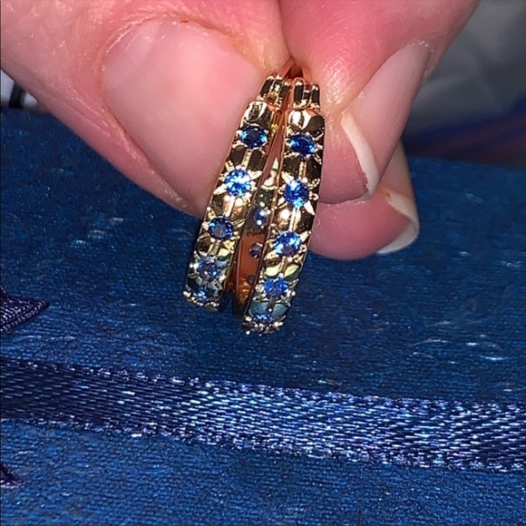 Lisbeth Star sapphire CZ Hoop Earrings Five & Two - Picture 4 of 9